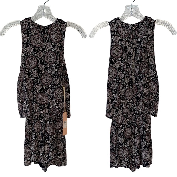 NWT SUN + SHADOW Black + White Split Back Sleeveless Romper Size XS - Picture 3 of 9